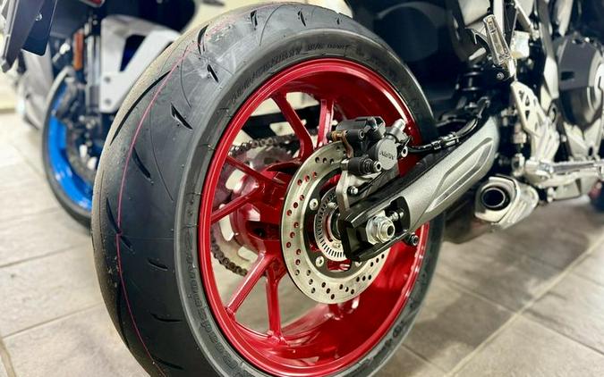 2026 Suzuki GSX-8TT