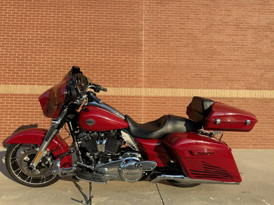 2021 Harley-Davidson® Street Glide® Special Billiard Red