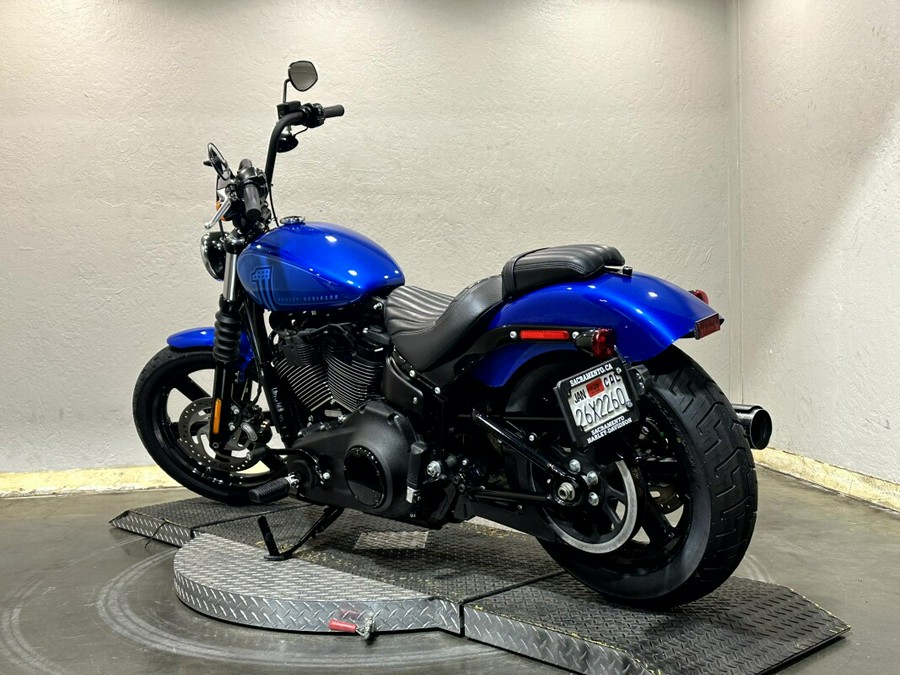 Harley-Davidson® Street Bob™ 114 2024 FXBBS 020036T BLUE BURST