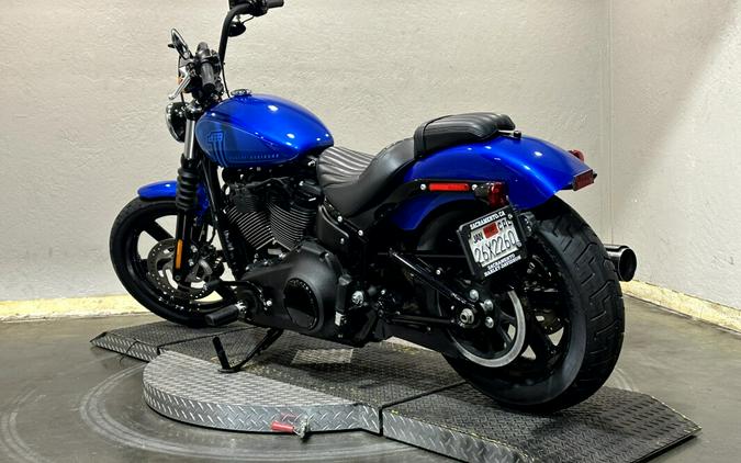 Harley-Davidson® Street Bob™ 114 2024 FXBBS 020036T BLUE BURST