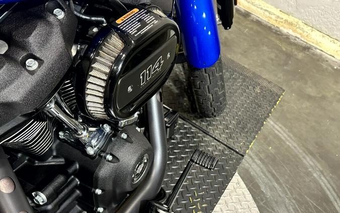 Harley-Davidson® Street Bob™ 114 2024 FXBBS 020036T BLUE BURST