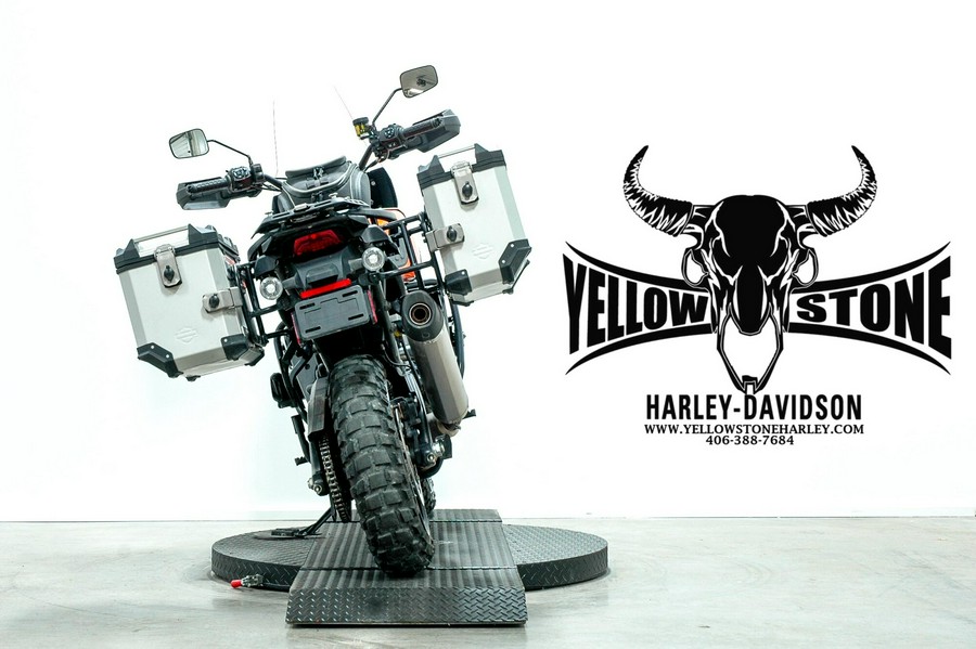 2021 Harley-Davidson® Pan America™ 1250 Special Baja Orange/Stonewashed White Pearl