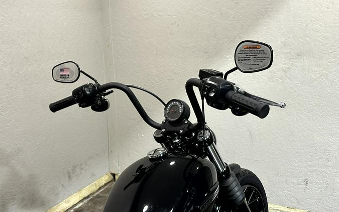 2026 Harley-Davidson® Street Bob® VIVID BLACK