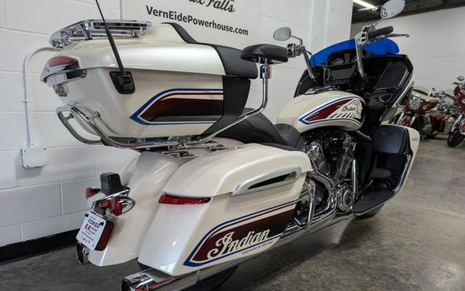 2026 Indian Pursuit Limited Signature Series Frontier Pearl / Revere Red
