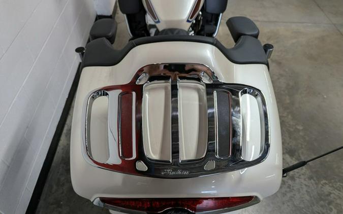 2026 Indian Pursuit Limited Signature Series Frontier Pearl / Revere Red