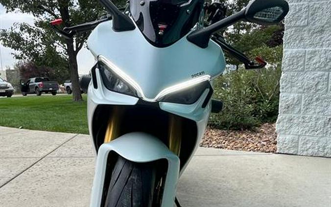 2022 Ducati SuperSport 950 S