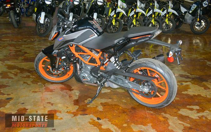 2022 KTM 390 Duke