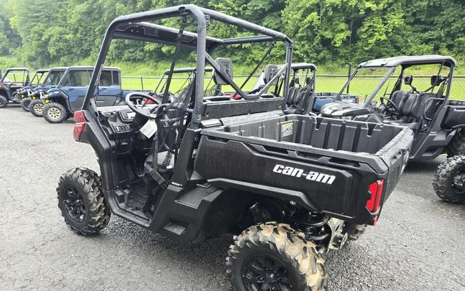 2025 Can-Am® Defender DPS HD10