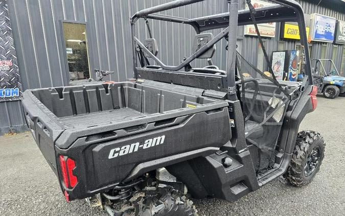 2025 Can-Am® Defender DPS HD10