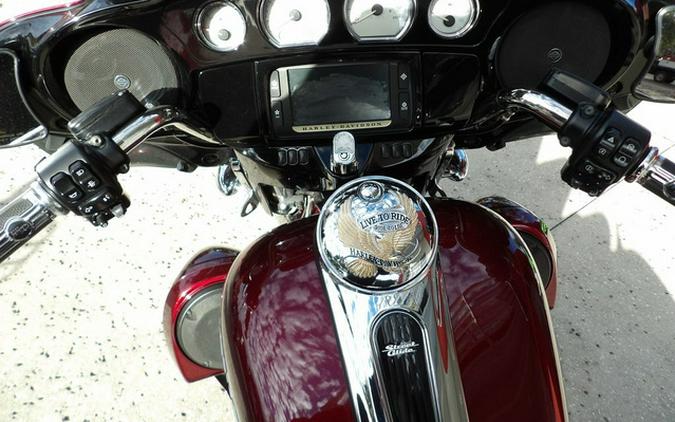 2014 Harley-Davidson FLHXS - Street Glide Special