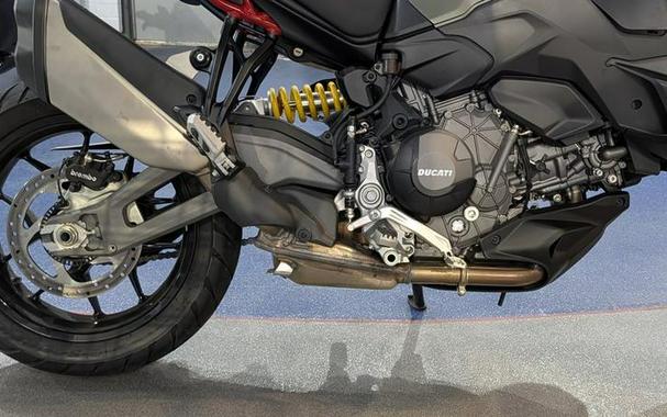 2025 Ducati Multistrada V2 S Storm Green