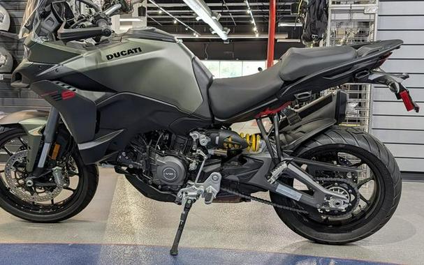 2025 Ducati Multistrada V2 S Storm Green