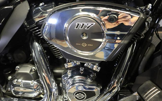 2025 Harley-Davidson Street Glide Ultra FLHXU