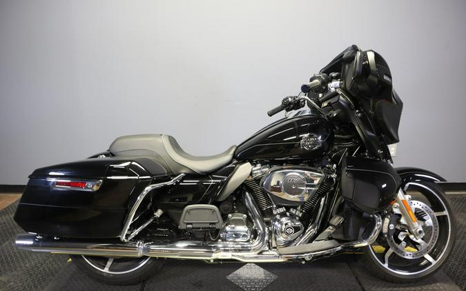 2025 Harley-Davidson Street Glide Ultra FLHXU