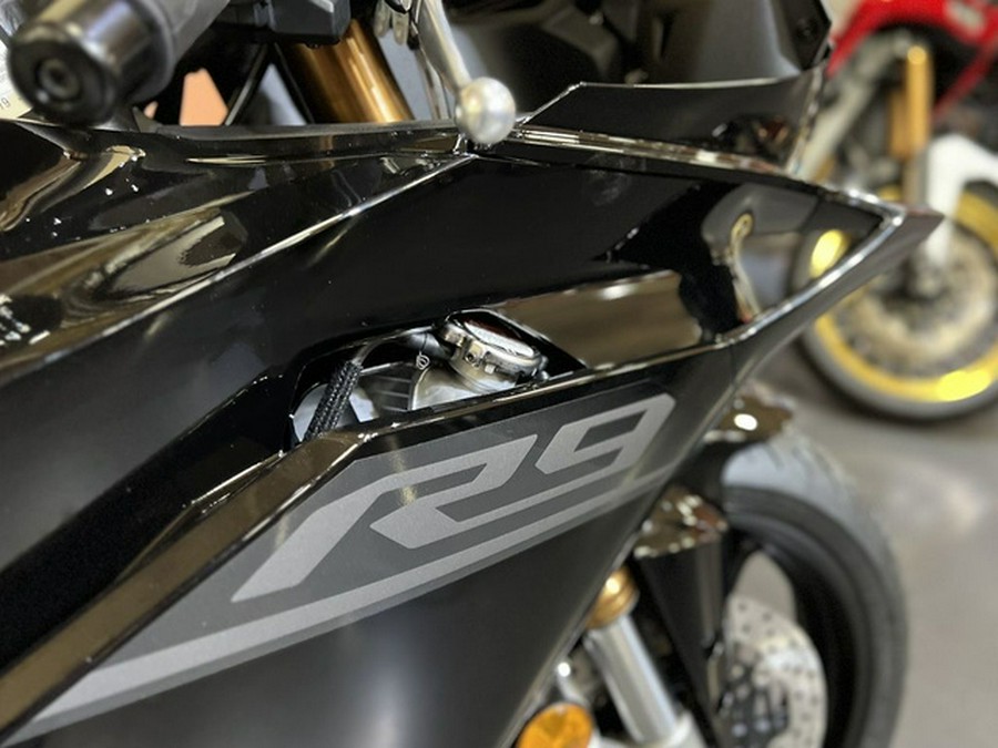 2027 Yamaha YZF R9