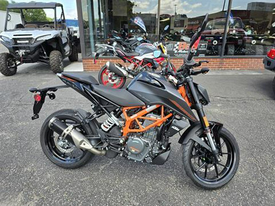 2023 KTM 390 Duke