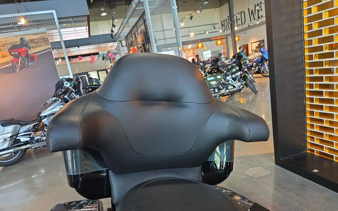 2025 Harley-Davidson® Street Glide™ Ultra FLHXU