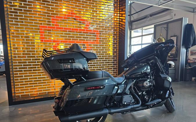 2025 Harley-Davidson® Street Glide™ Ultra FLHXU