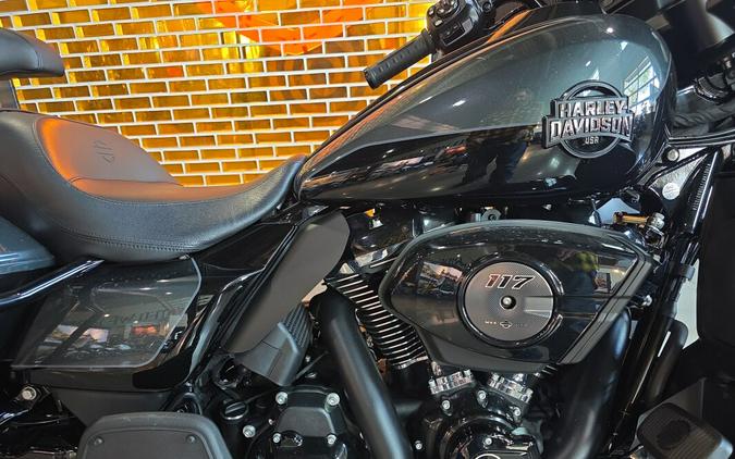 2025 Harley-Davidson® Street Glide™ Ultra FLHXU