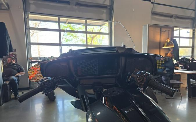 2025 Harley-Davidson® Street Glide™ Ultra FLHXU