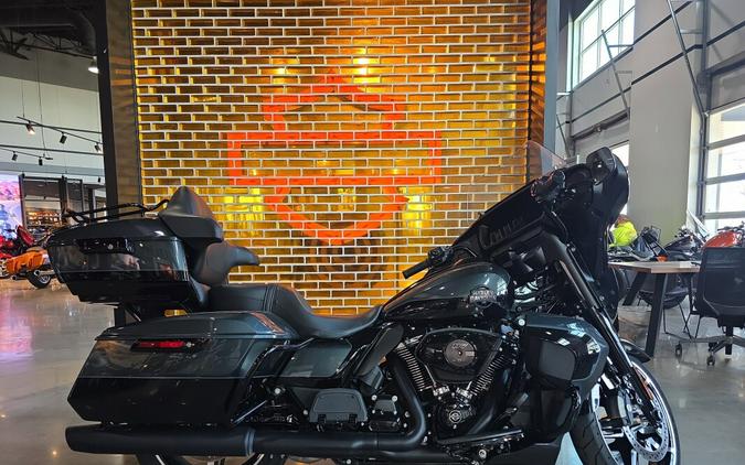 2025 Harley-Davidson® Street Glide™ Ultra FLHXU