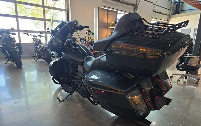 2025 Harley-Davidson® Street Glide™ Ultra FLHXU