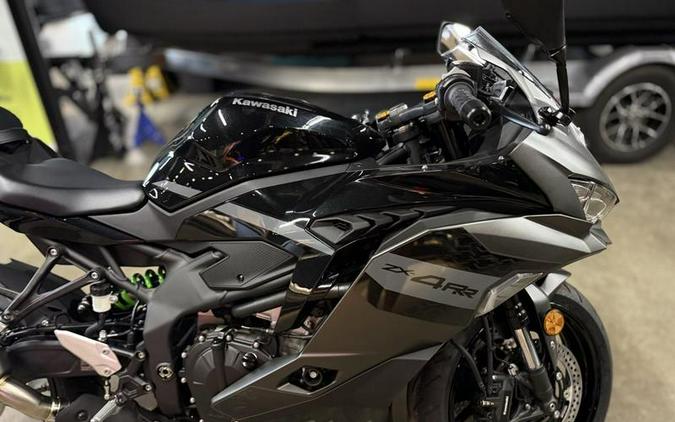 2026 Kawasaki Ninja® ZX™-4RR ABS