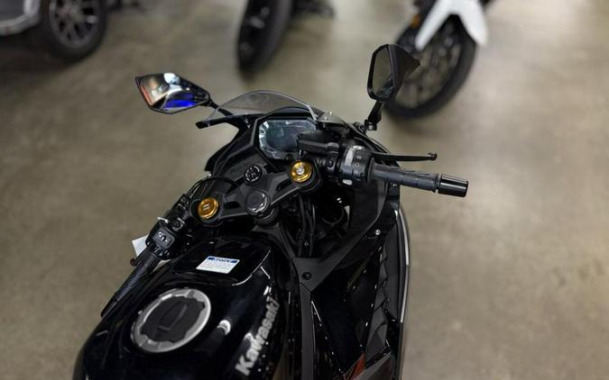 2026 Kawasaki Ninja® ZX™-4RR ABS