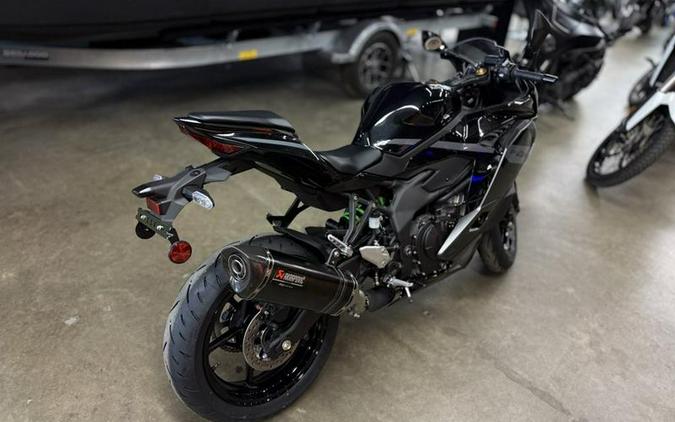 2026 Kawasaki Ninja® ZX™-4RR ABS