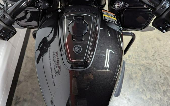 2026 Indian Challenger Dark Horse Signature Series Abyss Metallic / Red Allert