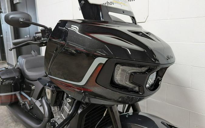 2026 Indian Challenger Dark Horse Signature Series Abyss Metallic / Red Allert