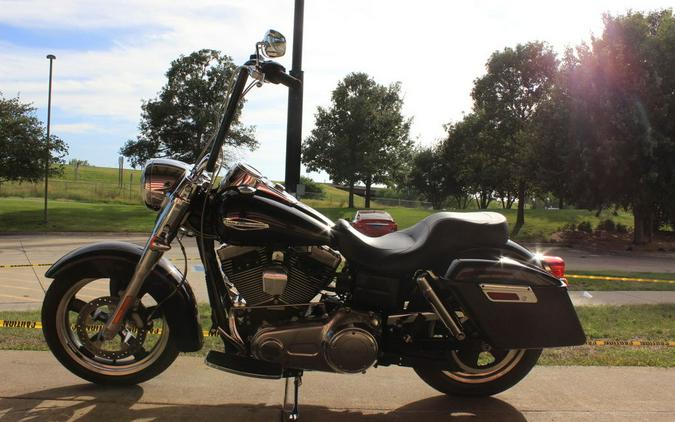 2014 Harley-Davidson® FLD - Dyna® Switchback™