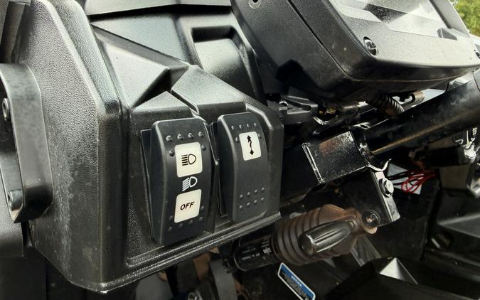 2023 COMMANDER XT-P 1000R - Can-Am