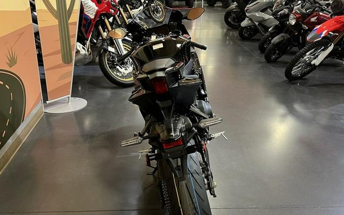 2027 Yamaha YZF R9