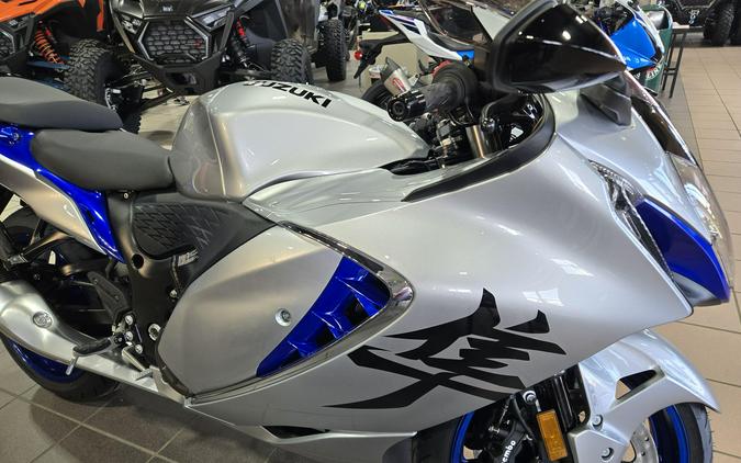 2025 SUZUKI HAYABUSA