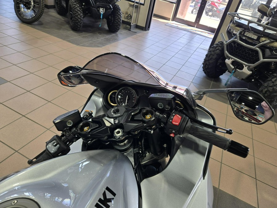 2025 SUZUKI HAYABUSA