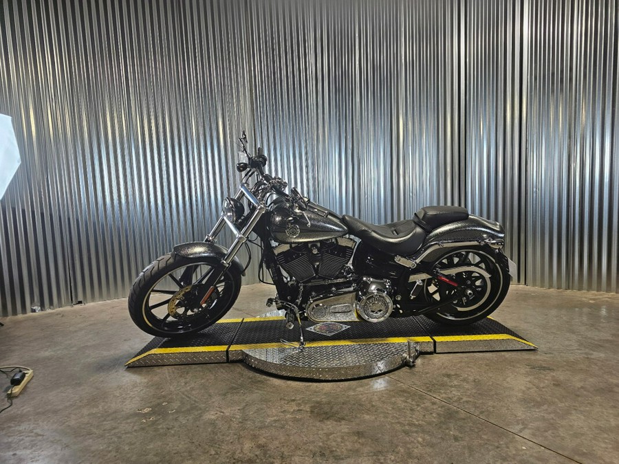 2014 Harley-Davidson Breakout