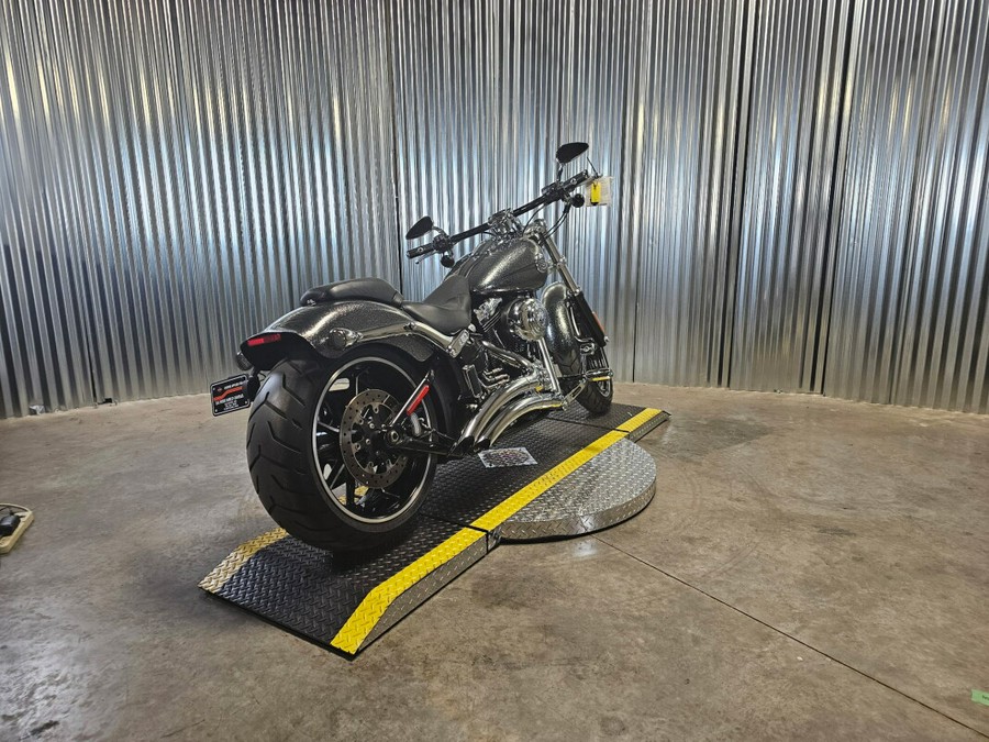 2014 Harley-Davidson Breakout