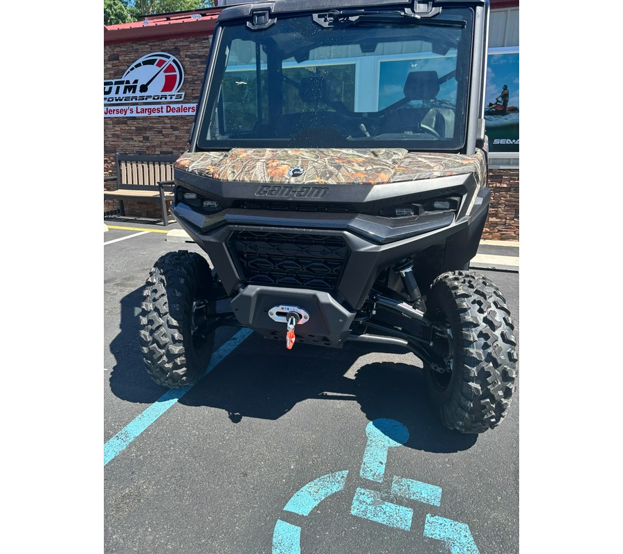 2026 Can-Am Defender Limited HD11