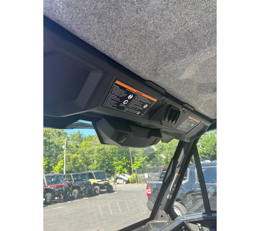 2026 Can-Am Defender Limited HD11