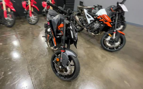 2026 KTM 390 DUKE
