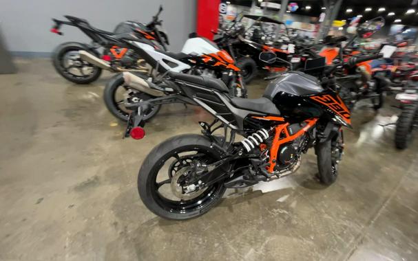 2026 KTM 390 DUKE