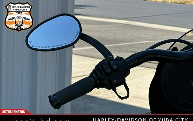 Harley-Davidson FXDB103