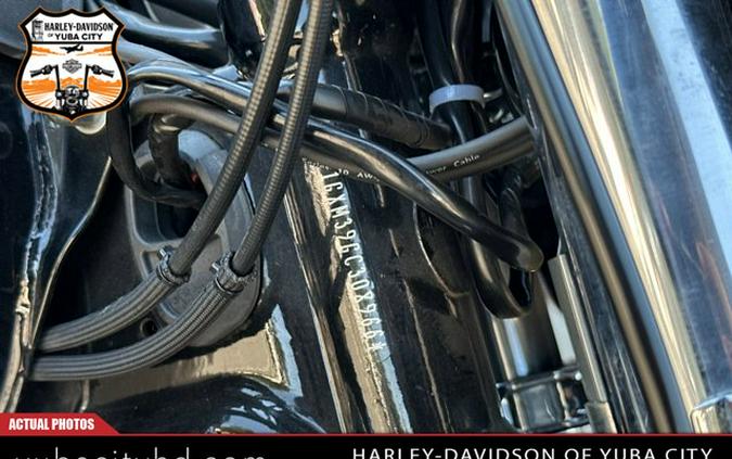 Harley-Davidson FXDB103