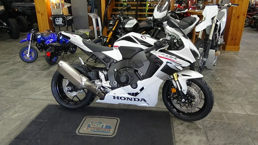 2027 Honda CBR1000RR