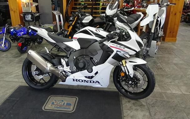 2027 Honda CBR1000RR