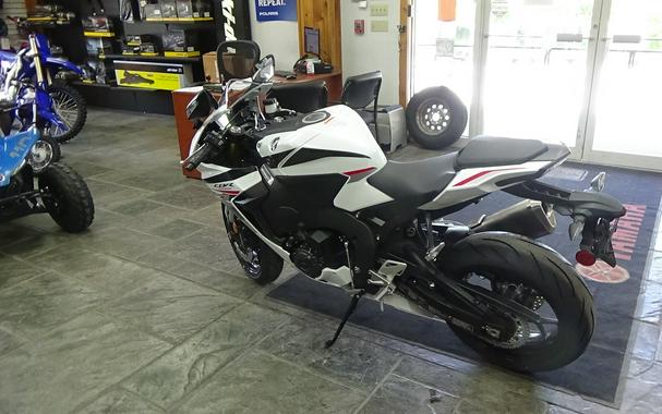 2027 Honda CBR1000RR