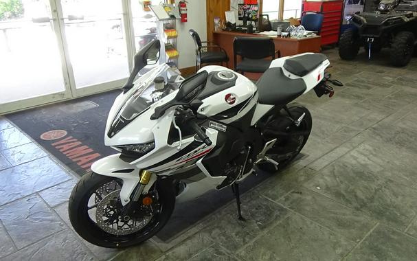 2027 Honda CBR1000RR