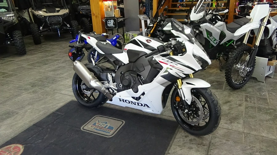 2027 Honda CBR1000RR