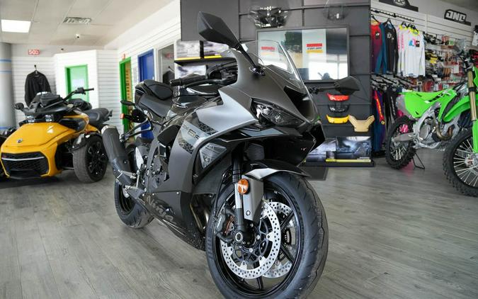 2026 Kawasaki NINJA® ZX™-6R